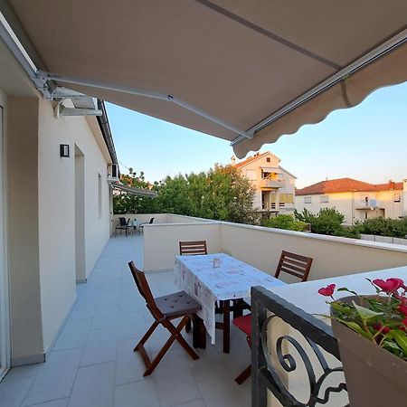 Guesthouse Emma Zadar Eksteriør bilde